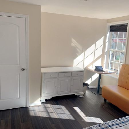 Sweet Bedroom Located Central Of Downtown Baltimore Bagian luar foto